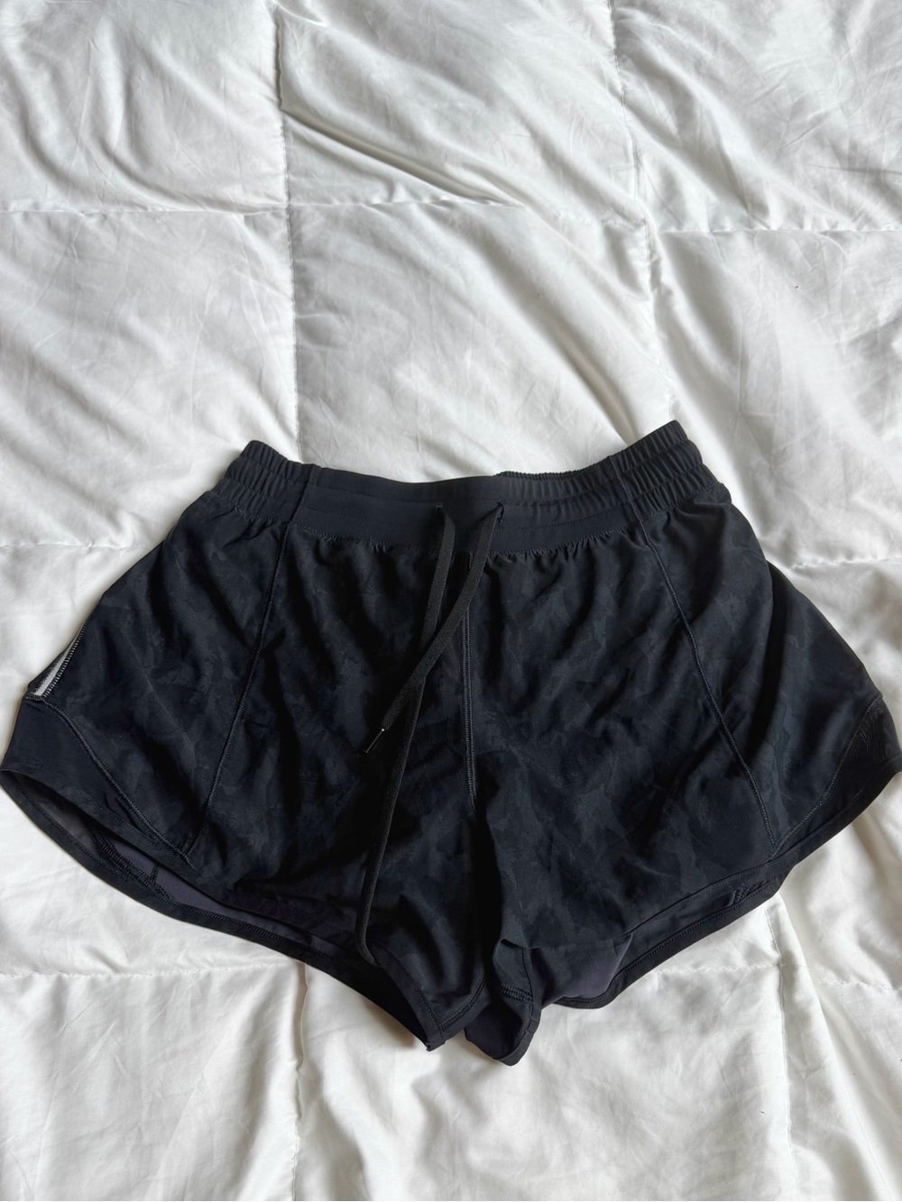 Black camo DSG by Dick’s Sporting Goods athletic shorts 🖤